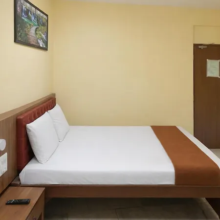 Hotel Srk Hotel- Grant Road 2*