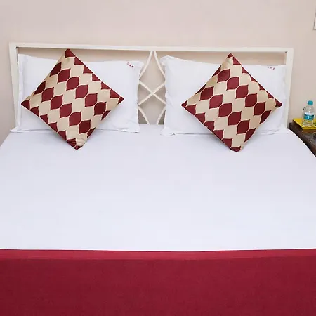 Srk Hotel- Grant Road