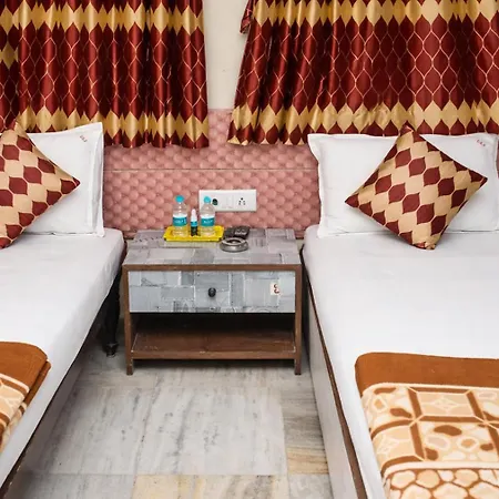 Srk Hotel- Grant Road Hotel 2*