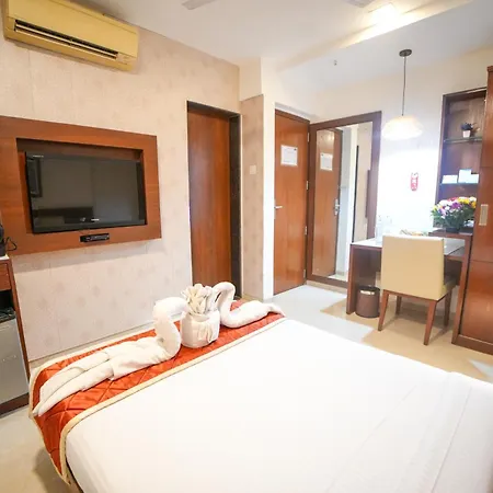 The Altruist Andheri Hotel