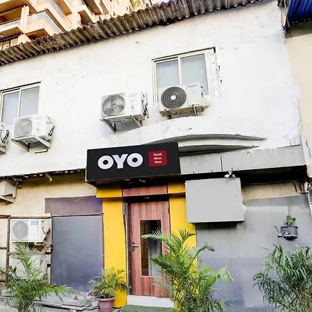 Hotel Oyo 77012 Moss View - Moca 3*
