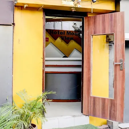 Oyo 77012 Moss View - Moca Mumbai