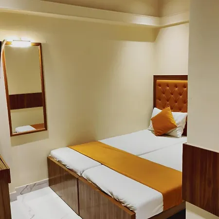Saigal Hotel *