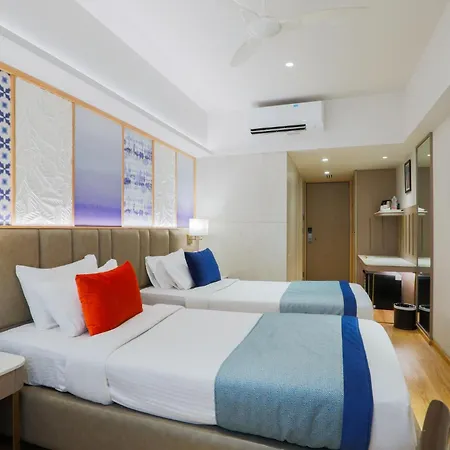 Silver Near Airport Hotel 3*