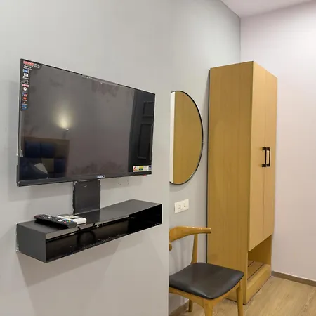 Avenue Hotel 3*