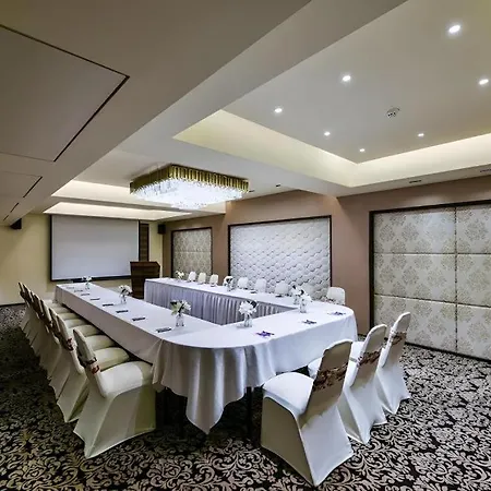 Hotel Tunga International Mumbai