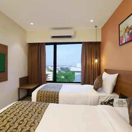 Aralia A Business Hotel, Midc 3*