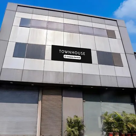 Hotel Super Townhouse Midc Andheri Formerly Royal International