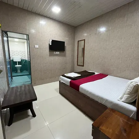 Golden Takshila Andheri Hotel Mumbai
