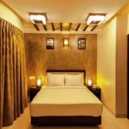 Hotel Anantha Executive