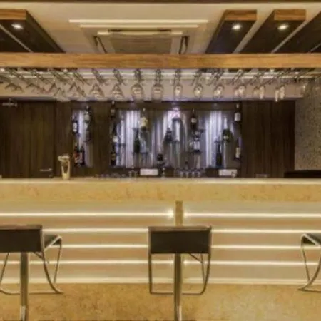 Hotel Anantha Executive 3*