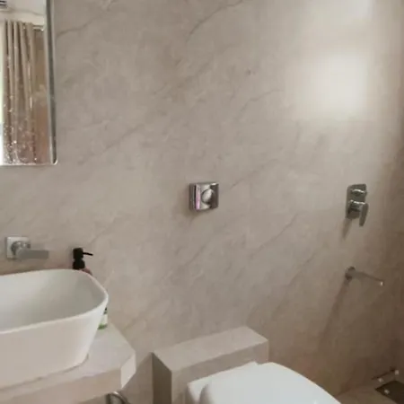 Apartment Ivy Signature Apartment, 2 Bhk, Andheri West *