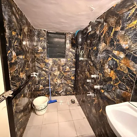 2 Personal At Versova Andheri West * Mumbai