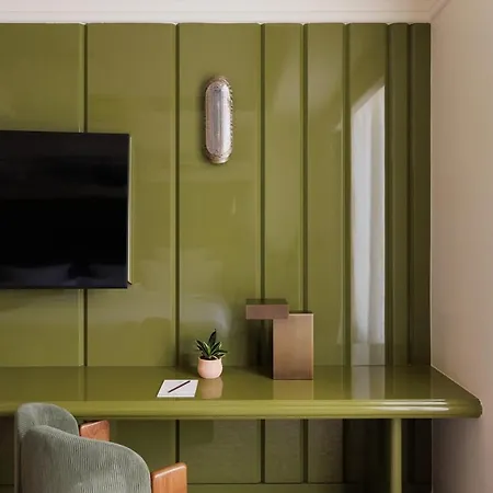 Roswyn, A Morgans Originals Hotel 5*