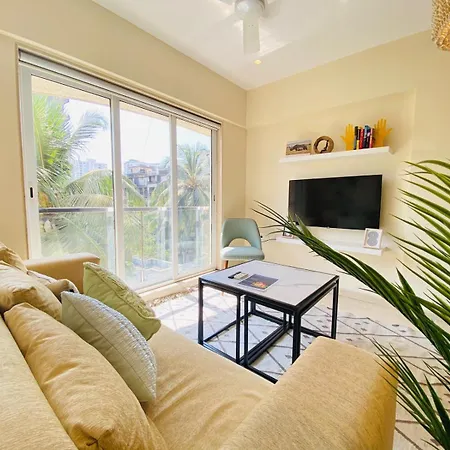 Connekthomes - Modern2Bed-Bandraarea Apartment
