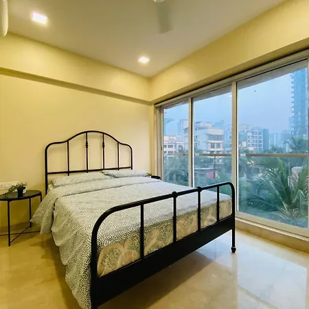 Connekthomes - Modern2Bed-Bandraarea *