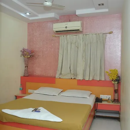 Hotel Bilal Residency *