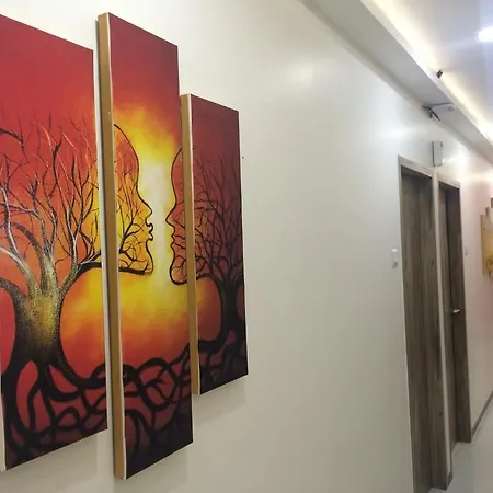 O Blue Pearl Residency Near Chhatrapati Shivaji International Airport