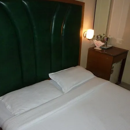 Hotel Park Shilton Mumbai
