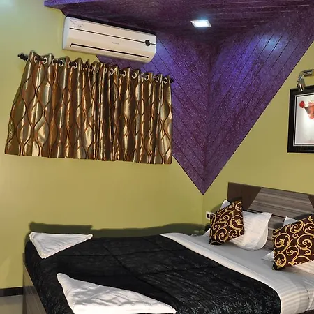 Hotel Planet Plaza Mumbai