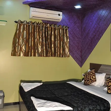 Hotel Planet Plaza Mumbai