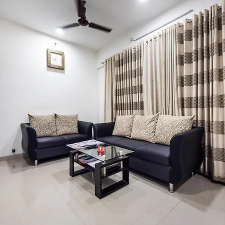 Oyo 3463 Arista Apartments