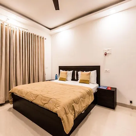 Oyo 3463 Arista Apartments
