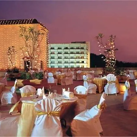 Ramada Powai & Convention Centre 5* Mumbai