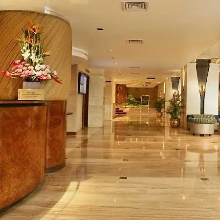 Hotel Kohinoor Continental, Airport 4*