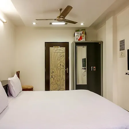 Vista 2bhk Chembur Apartment *