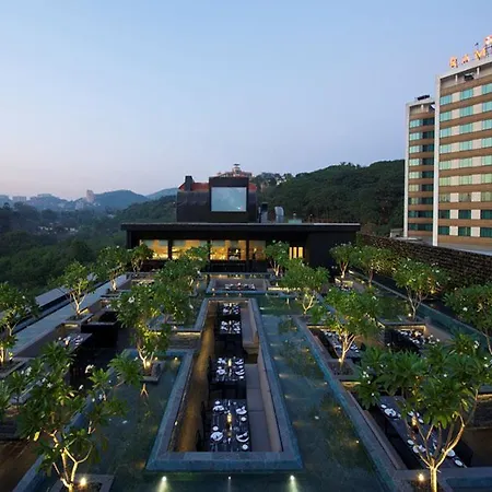 Hotel Ramada Powai & Convention Centre
