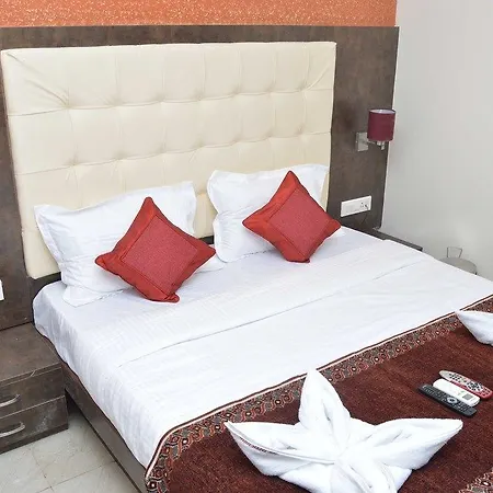 A. K. International - Hotel
