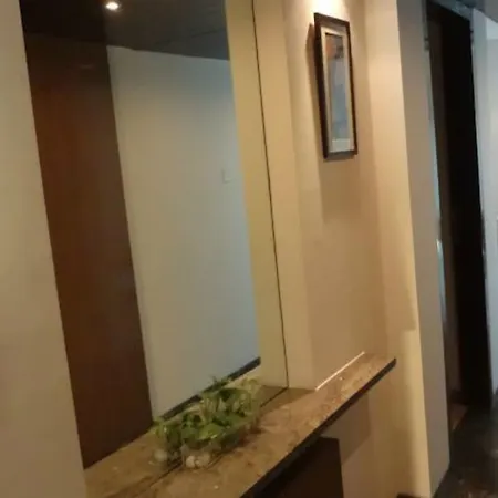 Hotel Ramada Powai & Convention Centre 5*
