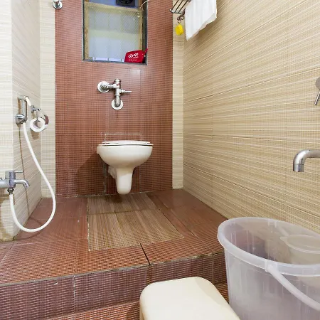 Oyo 477 Bandra East Hotel 3*