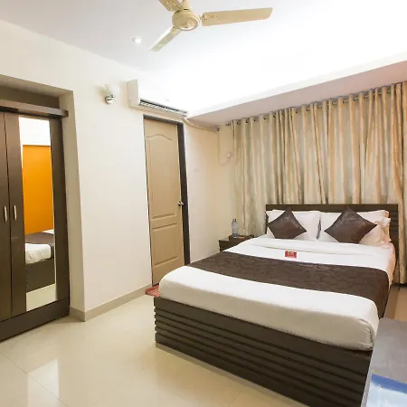 Oyo 477 Bandra East Hotel