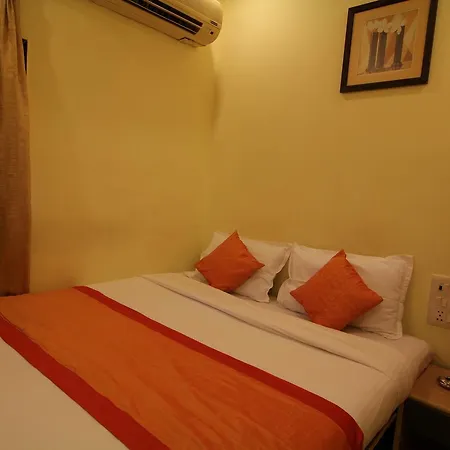 Hotel Mogul Palace - Near Masjid Bunder Mumbai
