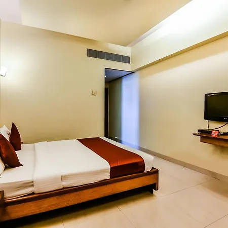 Dhiraj Hotel Mumbai