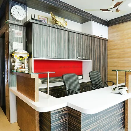 Fabhotel Abrol Hotel 3*
