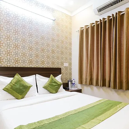 Fabhotel Abrol Hotel