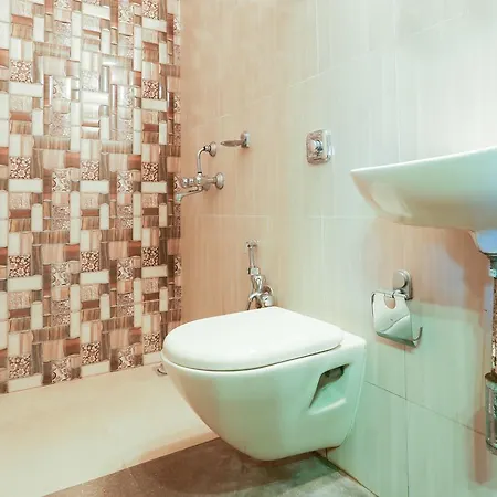 Fabhotel Abrol Hotel 3*