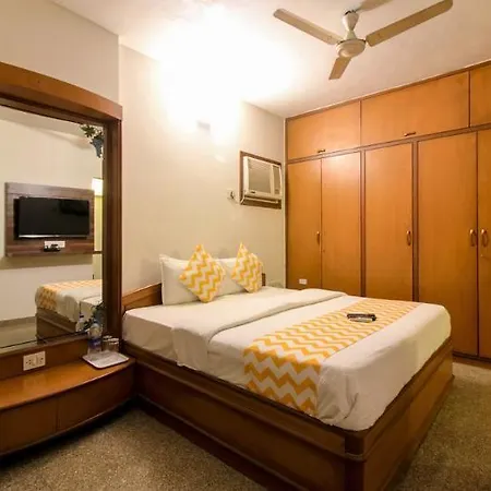 Oyo 3762 Swamini Niwas Hotel