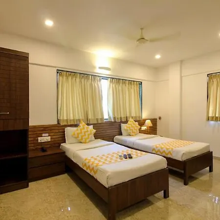 Oyo 3762 Swamini Niwas Mumbai