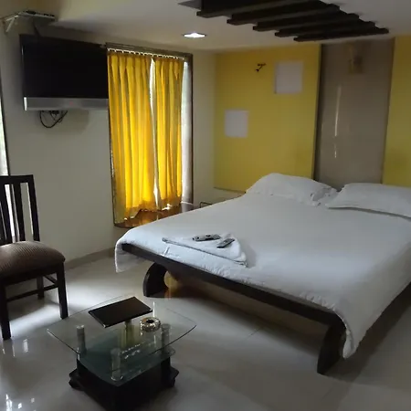 Hotel Arma Court - Near Us Embassy, Bkc