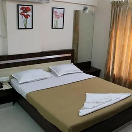 Hotel Daisy Residency 3*