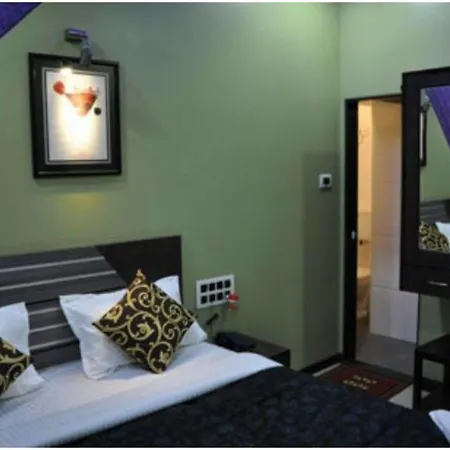 Hotel Planet Plaza 2*