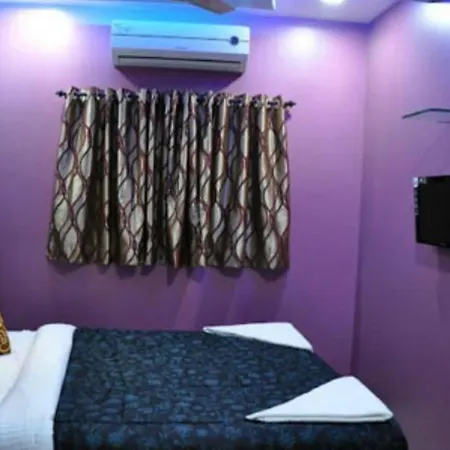 Planet Plaza Hotel