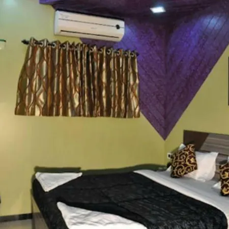 Hotel Planet Plaza Mumbai