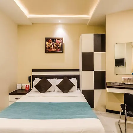O Blue Pearl Residency Near Chhatrapati Shivaji International Airport Hotel 3*
