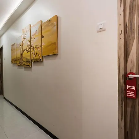 Hotel O Blue Pearl Residency Near Chhatrapati Shivaji International Airport