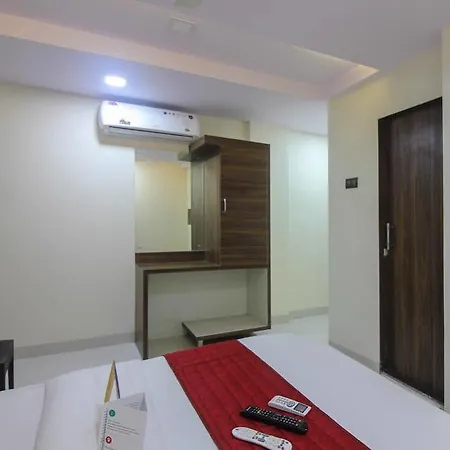 Hotel Oyo 23656 Parimeet